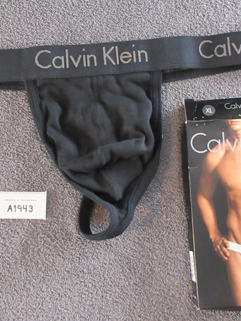 Men's Calvin Klein body cotton thong - XL - rare and discontinued